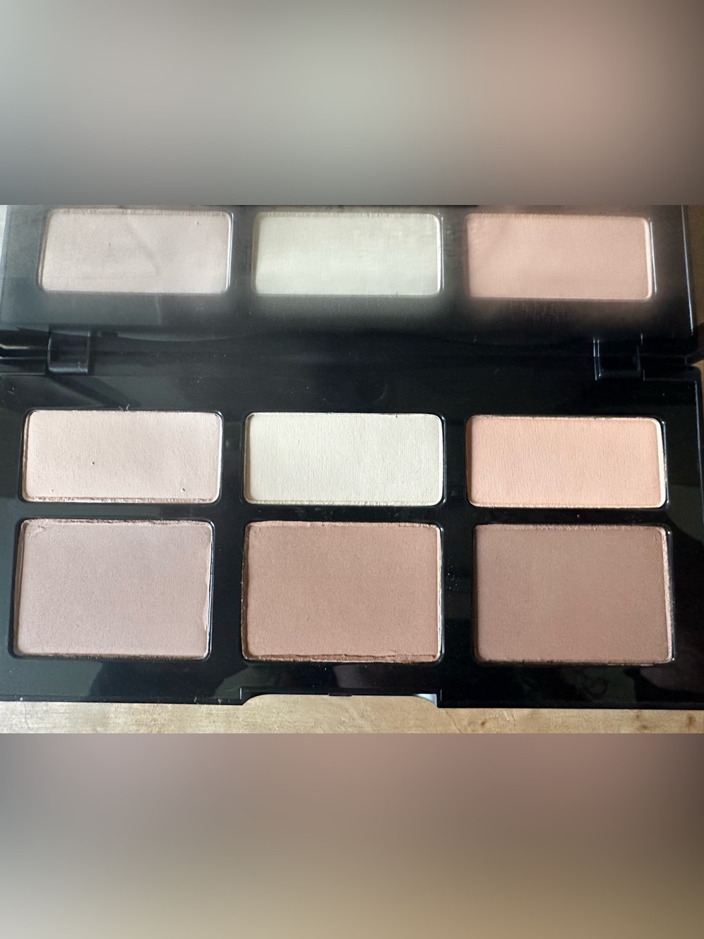 Kat Von D Neutral Shade Light Bronzer and Contour Palette -New - Picture 6 of 6